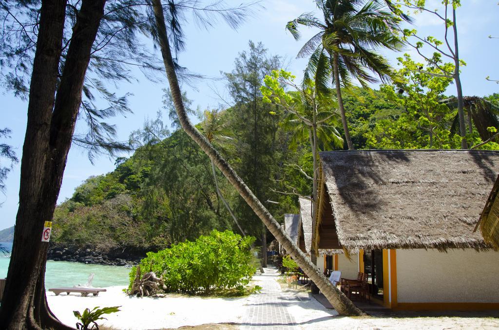 Coral Island Resort Phuket Bagian luar foto