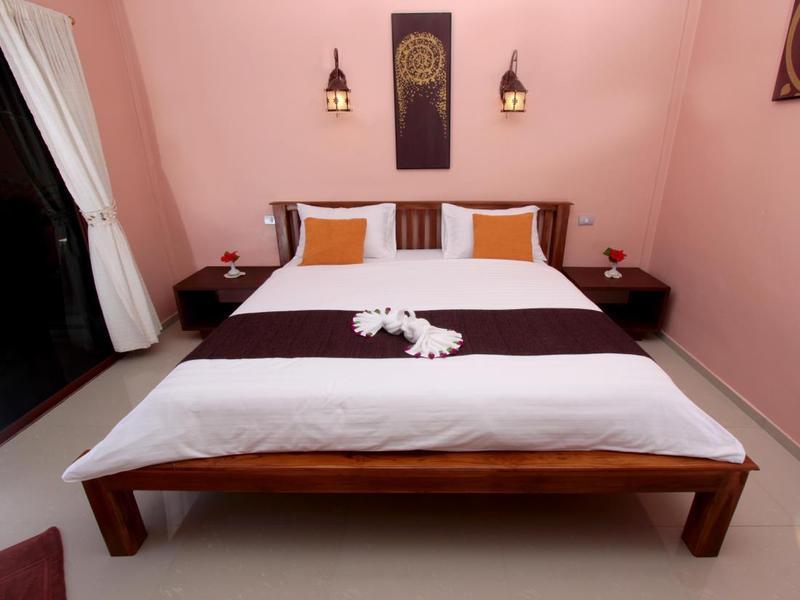 Coral Island Resort Phuket Bagian luar foto