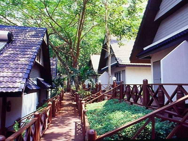 Coral Island Resort Phuket Bagian luar foto