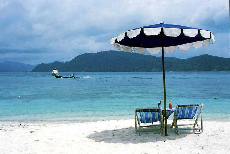 Coral Island Resort Phuket Bagian luar foto