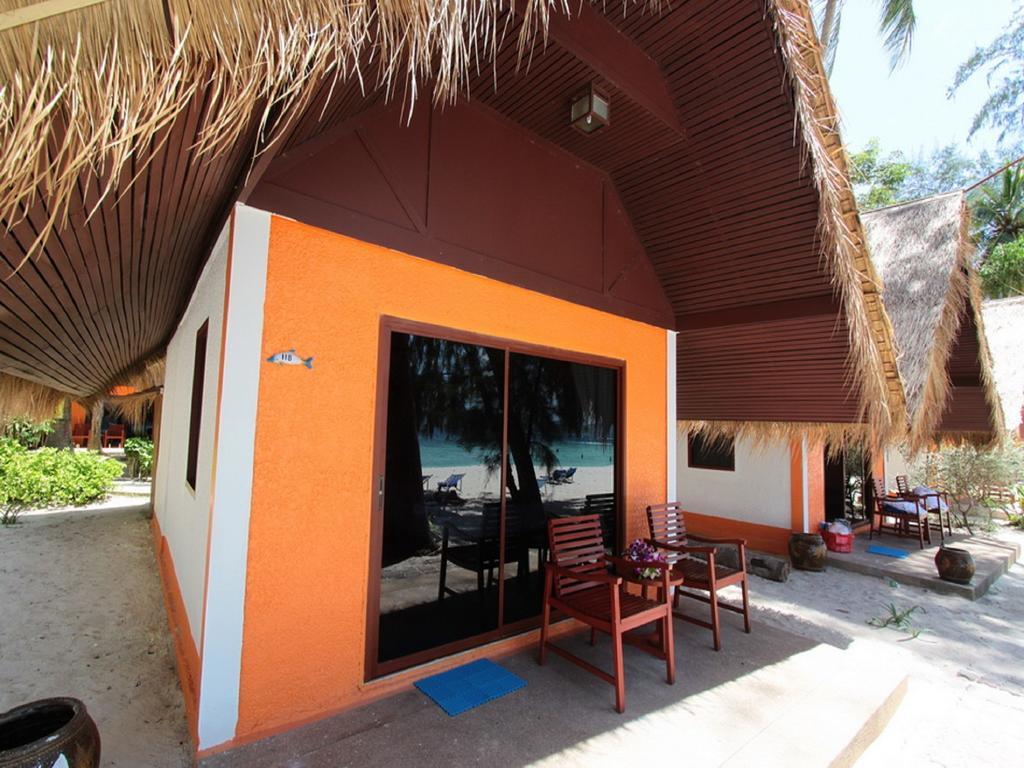 Coral Island Resort Phuket Bagian luar foto