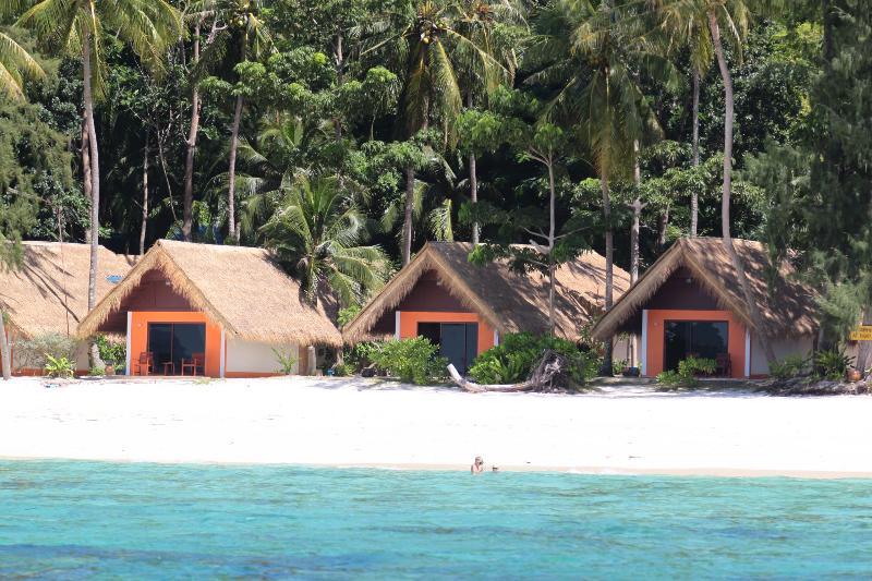 Coral Island Resort Phuket Bagian luar foto